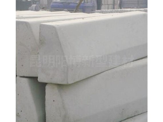 昆明混凝土路沿石表面處理方法有哪些？